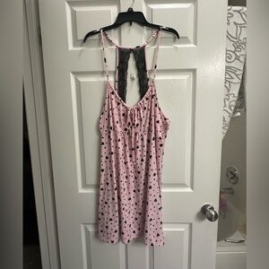2X (20W-22W) Secret Treasures nightie. Pink with black hearts. Adjustable straps